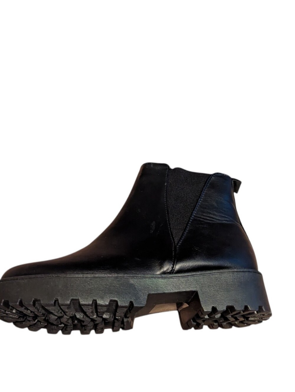 Black Smooth Vegan Leather Chelsea Lug Sole Boots Classic Slip-On Style EUC Sz 9